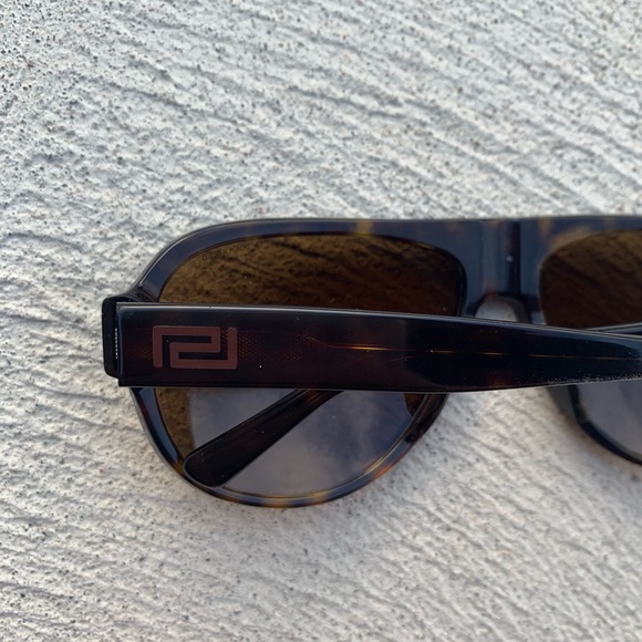 Versace Sunglasses Polarized - Picture 3 of 8